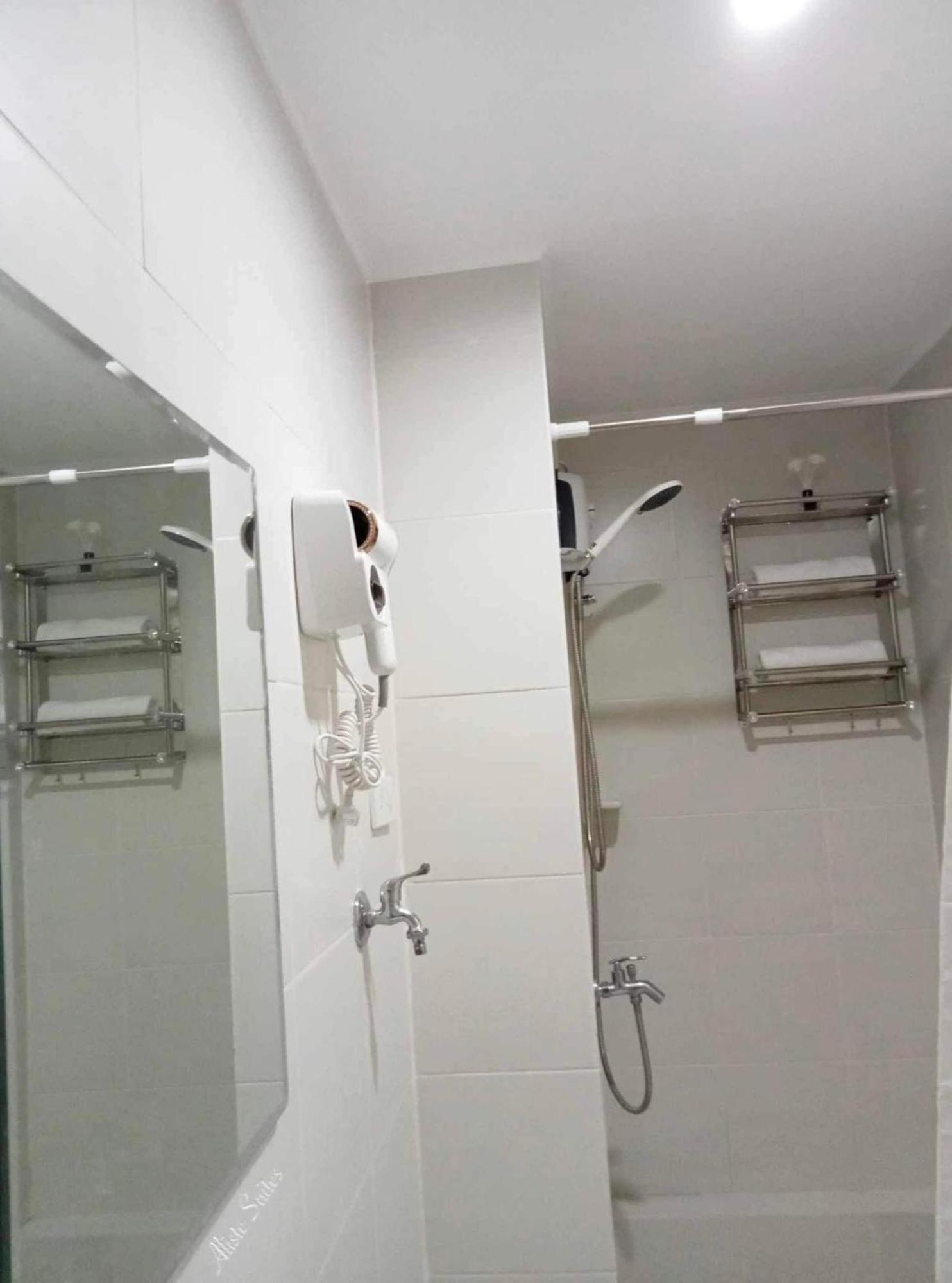 Aliste Suites Marina Spatial Dumaguete City Exterior foto